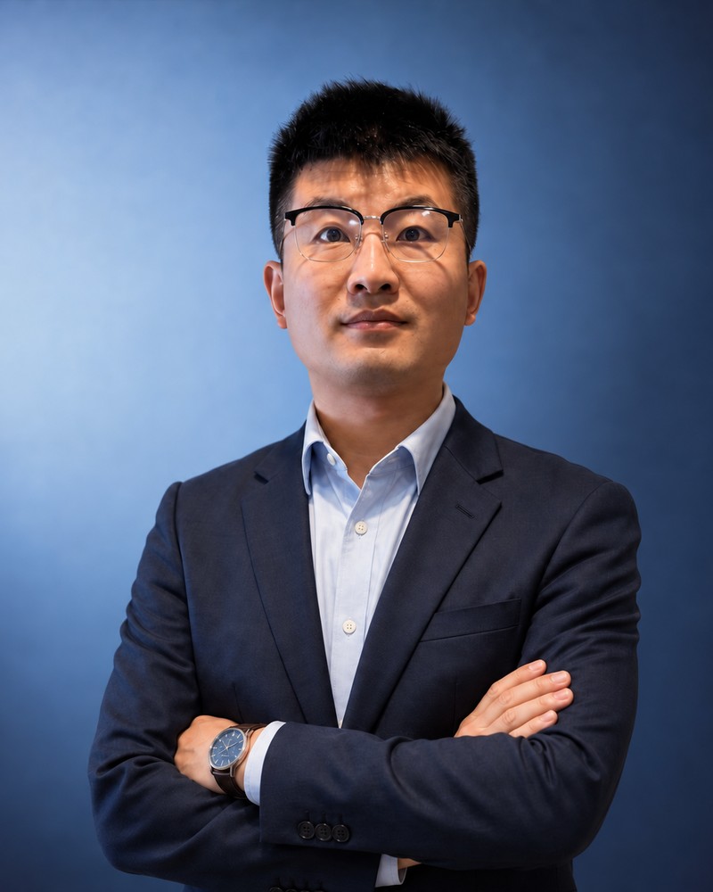 Portrait of Qingsong Wei